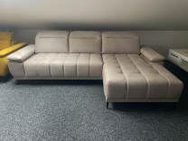 Sedací souprava Focus mini | 277x177 cm | ELEKTRICKÝ VÝSUV | šedobéžová | POSLEDNÍ KUS Z PRODEJNY