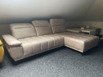 Sedací souprava Focus mini | 277x177 cm | ELEKTRICKÝ VÝSUV | šedobéžová | POSLEDNÍ KUS Z PRODEJNY
