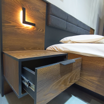 MILTON l | dvoulůžko 160x200 | + LED + rošt + KVALITNÍ MATRACE + noční stolky | kaštan/antracit