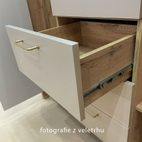 INDYGO b | šatní skříň S3D3S | 138 cm | dub wotan/béžová