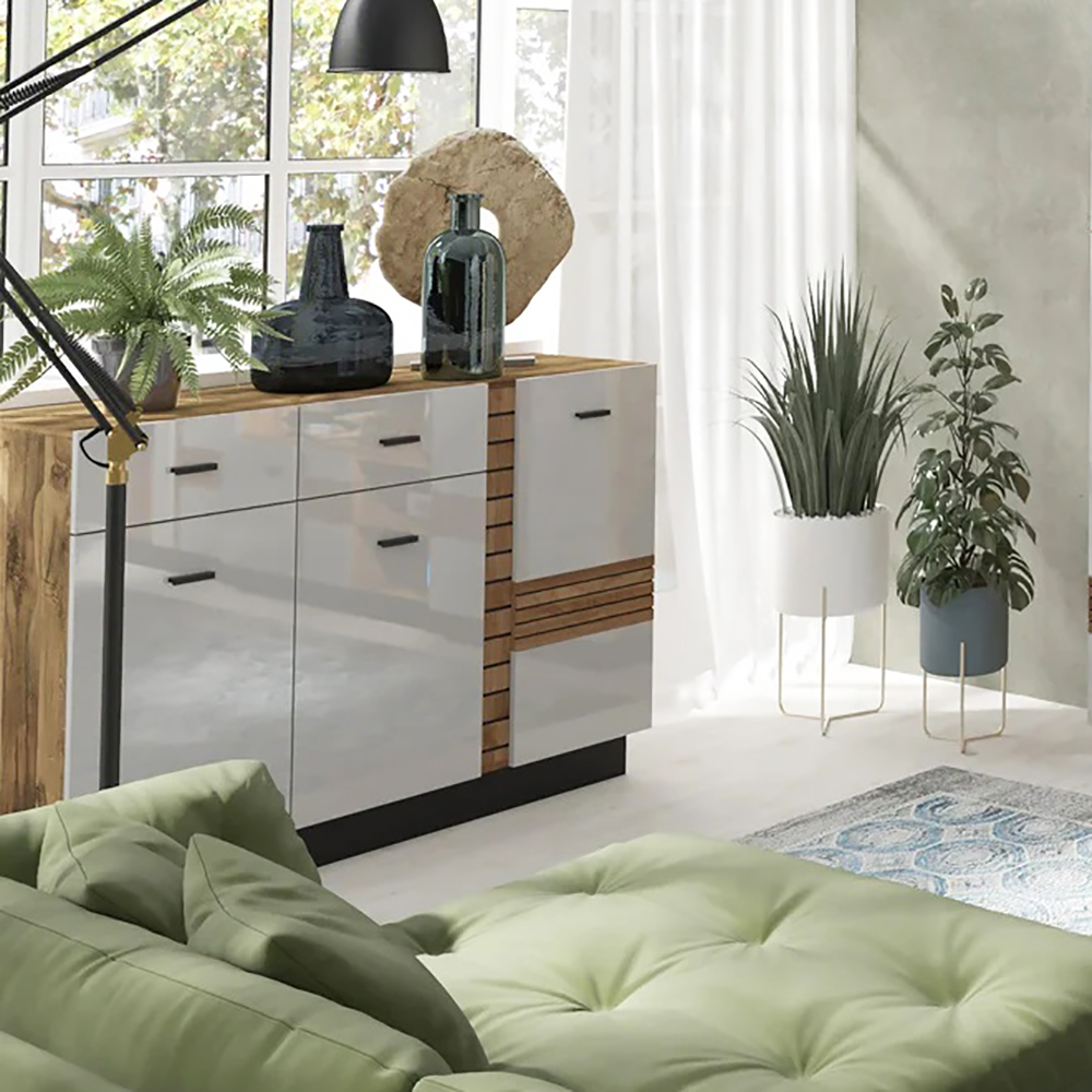 VAL GARDENA | komoda VG12 | 130 cm | ořech tmavý/latte lesk/černá