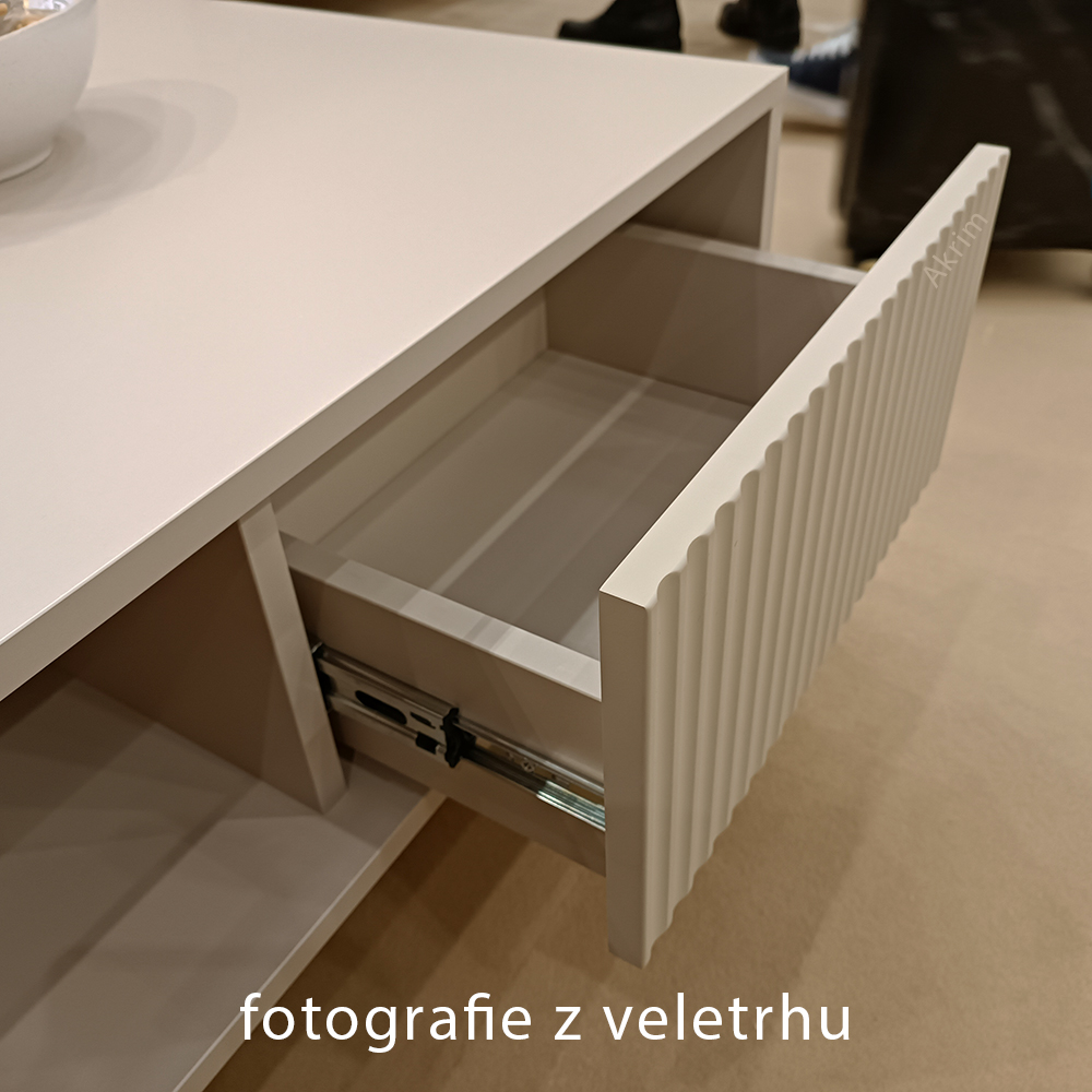 UNO | TV stolek RTV | 179,5 cm | béžová | lamino o síle 18 mm